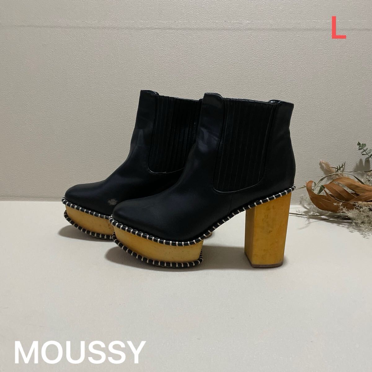 MOUSSY ウッドソールブーツ 黒 サイドゴア Lサイズ 美品 マウジー ウッドヒール ブーティ ショートブーツ ブラック 靴拍卖