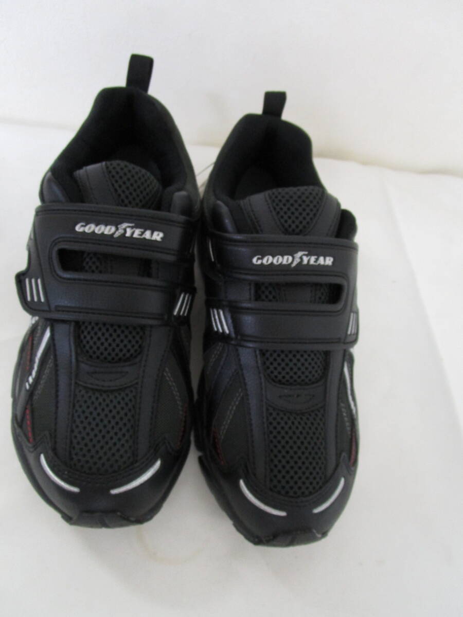 【新品 GOOD YEAR メンズスニーカー】メンズ シューズ マジックテープ 黒 27㎝ 未使用 タグ付き【C9-2⑥】20250327拍卖