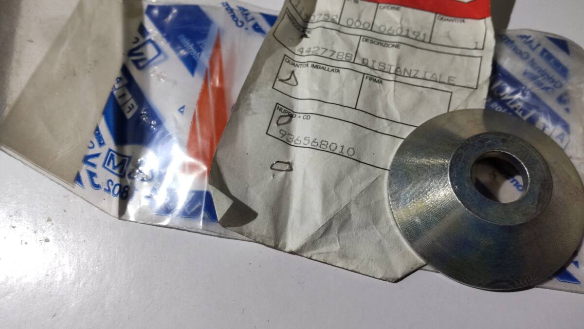 フィアット126オルタネーター用クーリングフアンスペーサー4427788拍卖