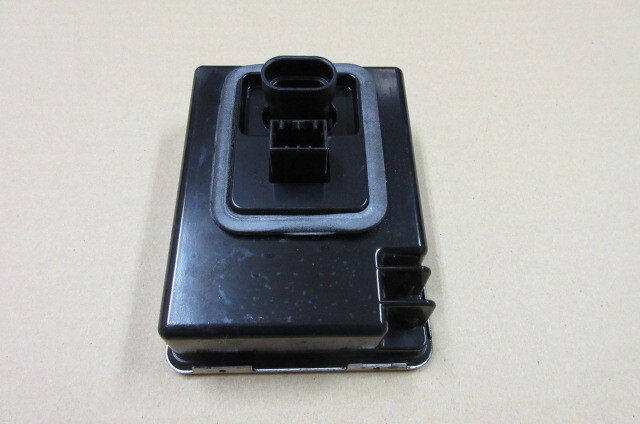 【送料無料】★2002年 アウディ A4 カブリオレ 8HBDV 純正HID バラスト ①拍卖