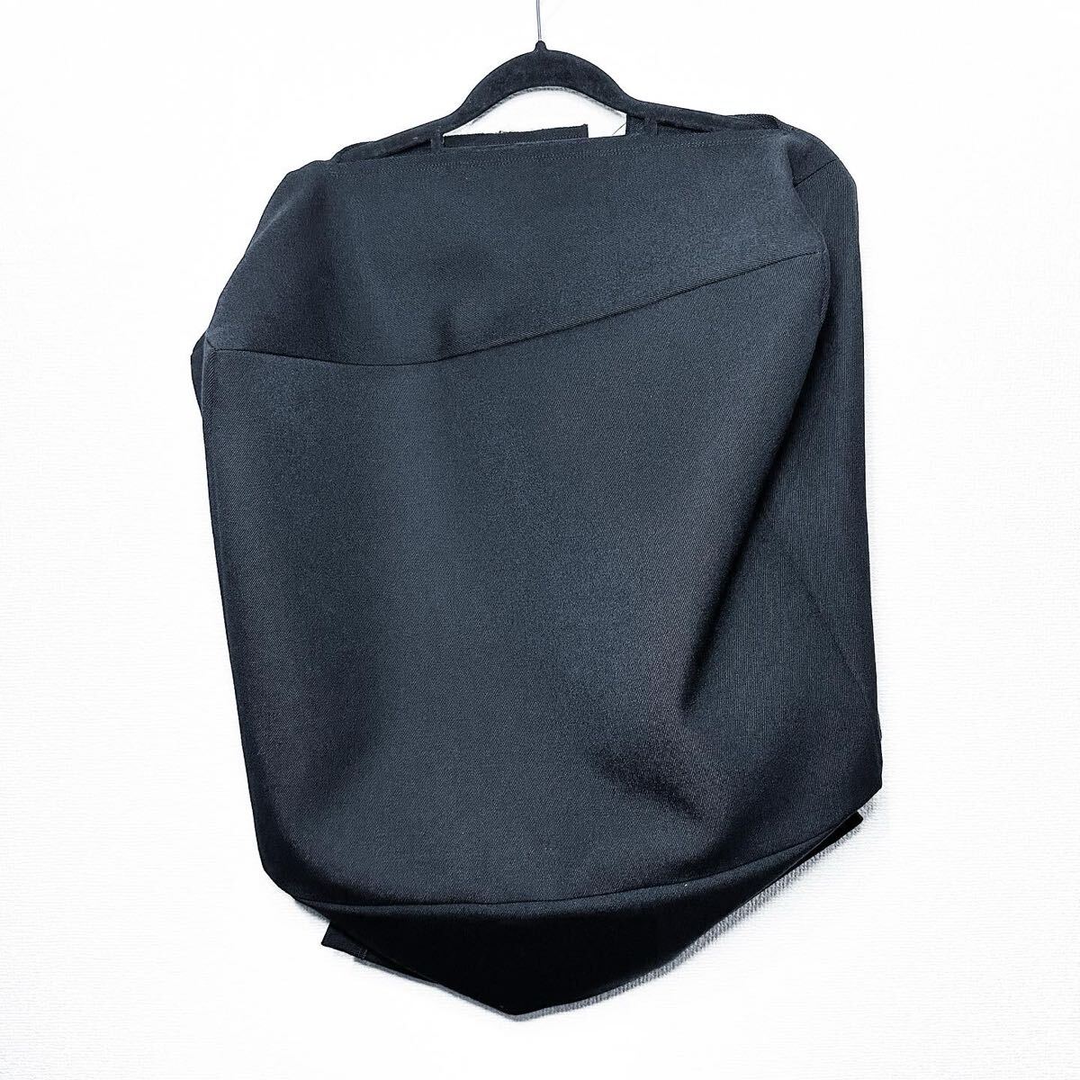 COMME des GARCONS 23AW 箱型トップス Mサイズ拍卖