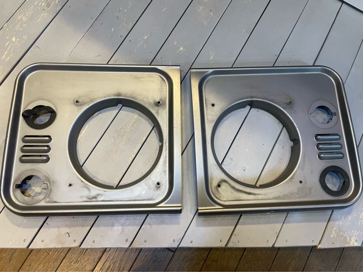 ランドローバー純正 ディフェンダー ライトベゼル左右セット TD5 TDI拍卖