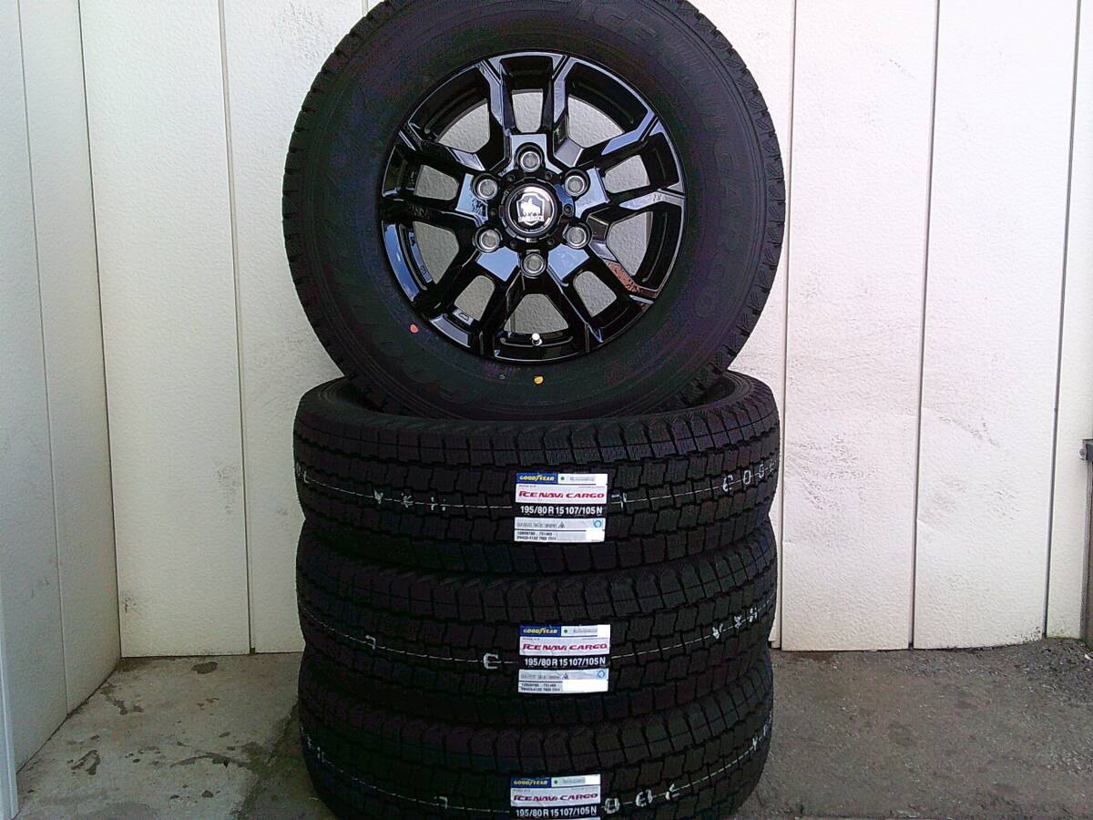 ベアロックバイソン☆ハイエース用スタッドレスセット☆グッドイヤーアイスナビカーゴ☆195/80R15☆107/105N☆Hm拍卖
