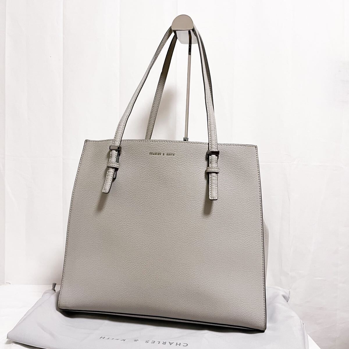 和667★ CHARLES&KEITH チャールズアンドキース トートバッグ 肩掛けバッグ ビジネスバッグ グレー レディース拍卖