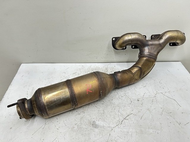 ★ BMW 735i E65 7シリーズ 05年 GL36 触媒/キャタライザー 右側 7512532 (在庫No:A39996) (7242)拍卖