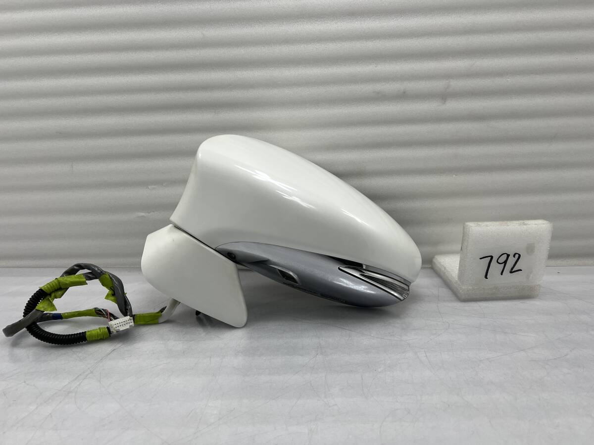 綺麗 && 美品 レクサス LS460 ドアミラー サイドミラー 左側、助手席側 UVF45 UVF46 USF40 KOITO 50-153拍卖