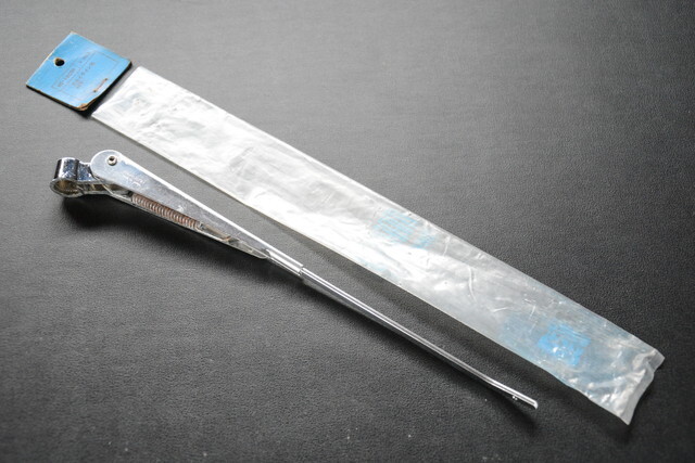 古いワイパーアーム マルエヌ NS-196SR スカイライン 右 未使用品 検索用語→A昭和レトロ旧車日産NISSANプリンスmaruenu拍卖