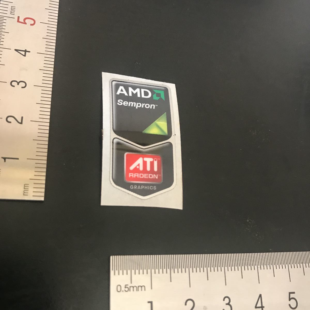 AMD Sempron ATI RADEON graphicパソコンエンブレムステッカーシールステッカー@2668拍卖