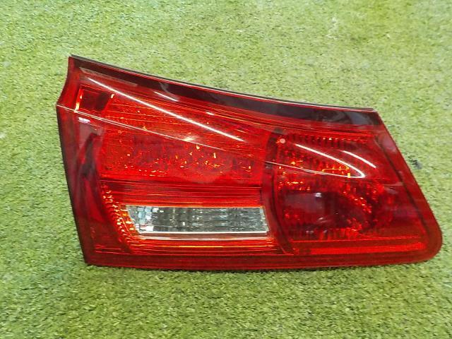 レクサス IS GSE20 左内側テールランプ バックランプ拍卖