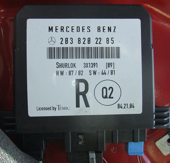 ベンツCクラス右リアドアロック コントロールユニットW203リレー拍卖