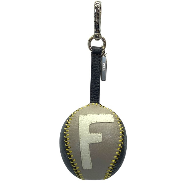 【美品】FENDI フェンディ キーホルダー チャーム バッグチャーム アクセサリー 小物 ロゴ レザー ブラウン系拍卖