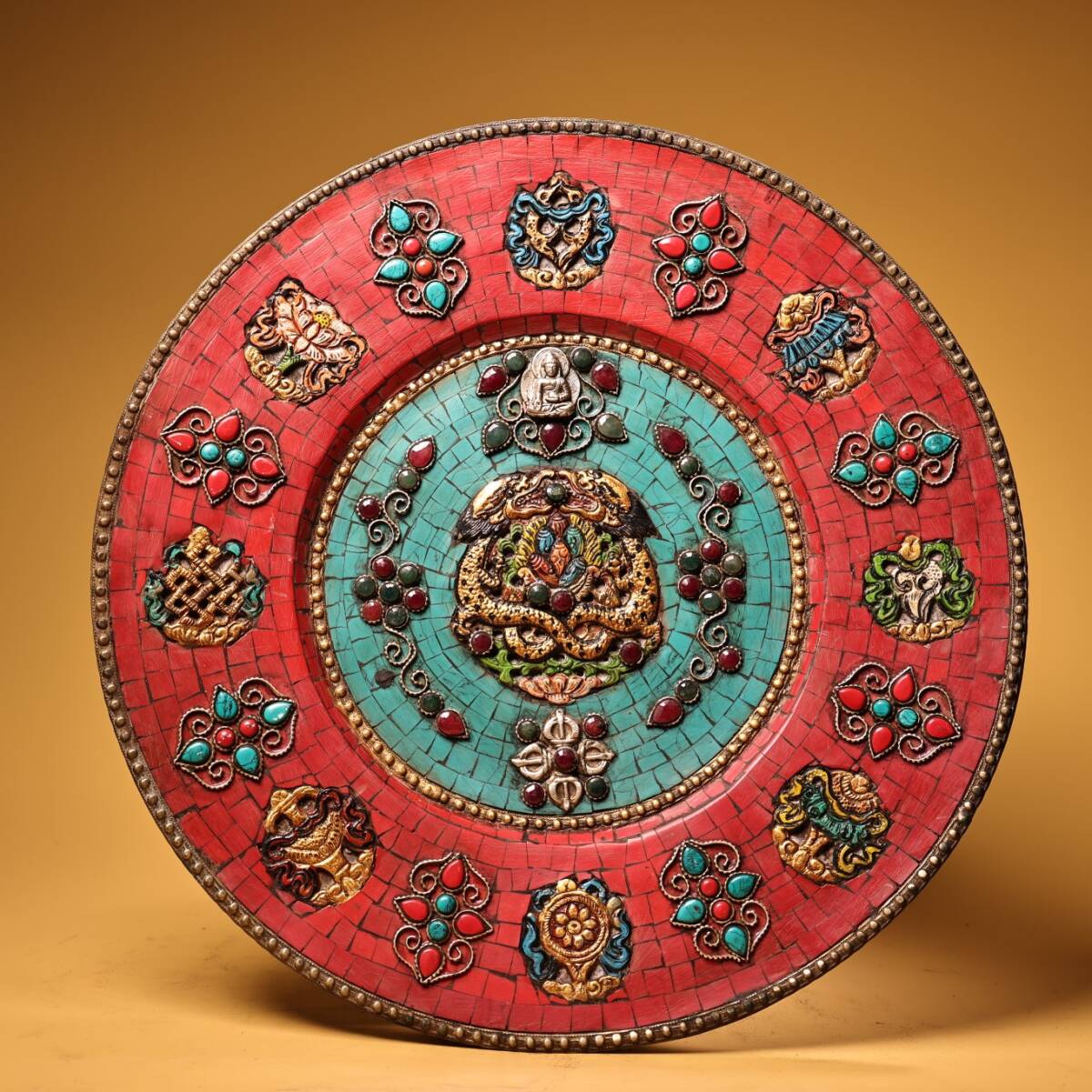 清時代 銅製 藏品彩絵描金八宝仏盤 置物 賞物 極細工 古賞物 古美味 東洋彫刻 時代物 骨董 中国古美術拍卖