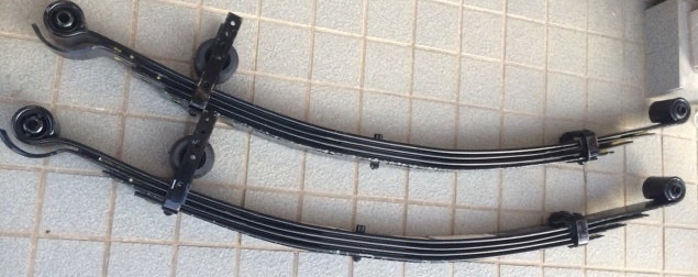 ■新品■トヨタ純正 ハイエース ワゴン 200系 ワゴンリーフ リーフスプリング 2本セット拍卖