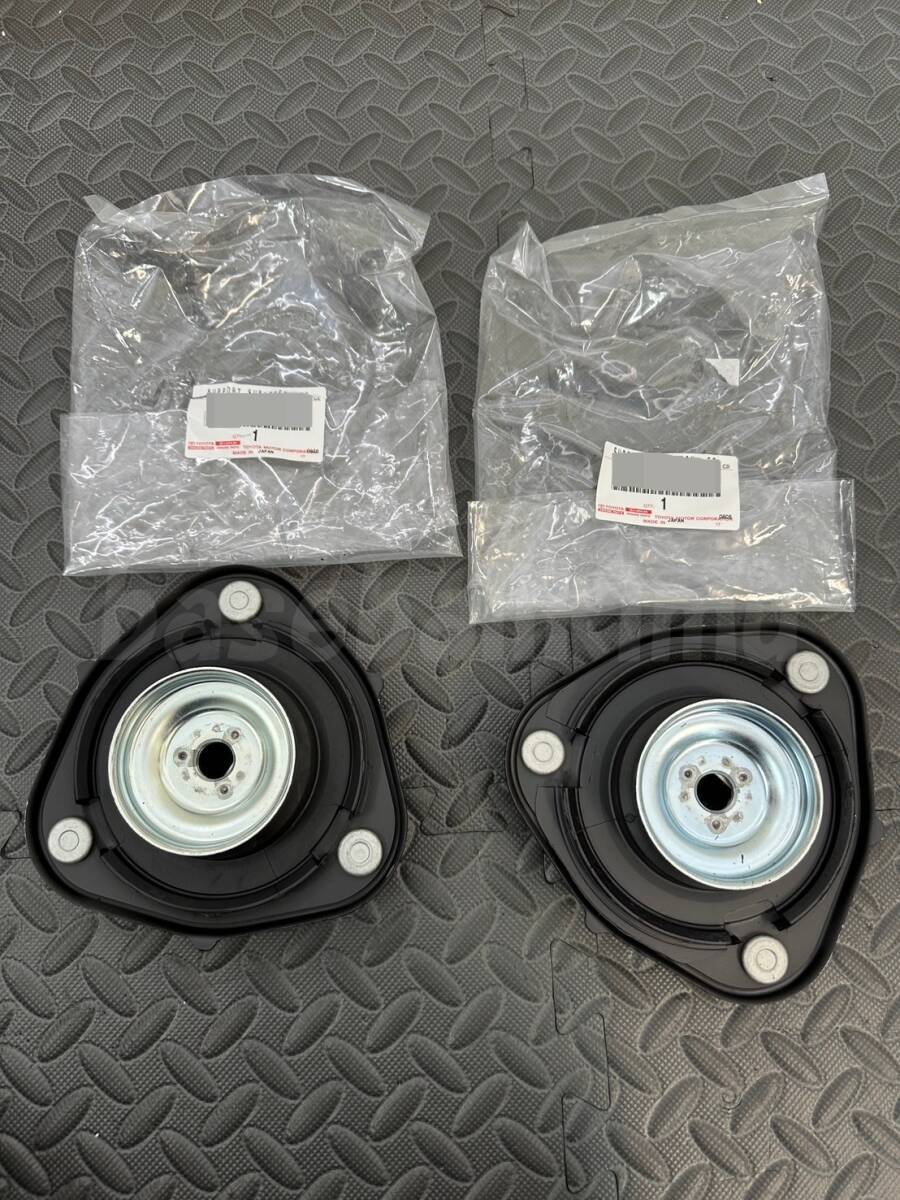 ■新品■トヨタ 純正 プリウスα ZVW40/41 プリウス ZVW30/35/40 フロント ショック アッパーマウント 左右セット拍卖