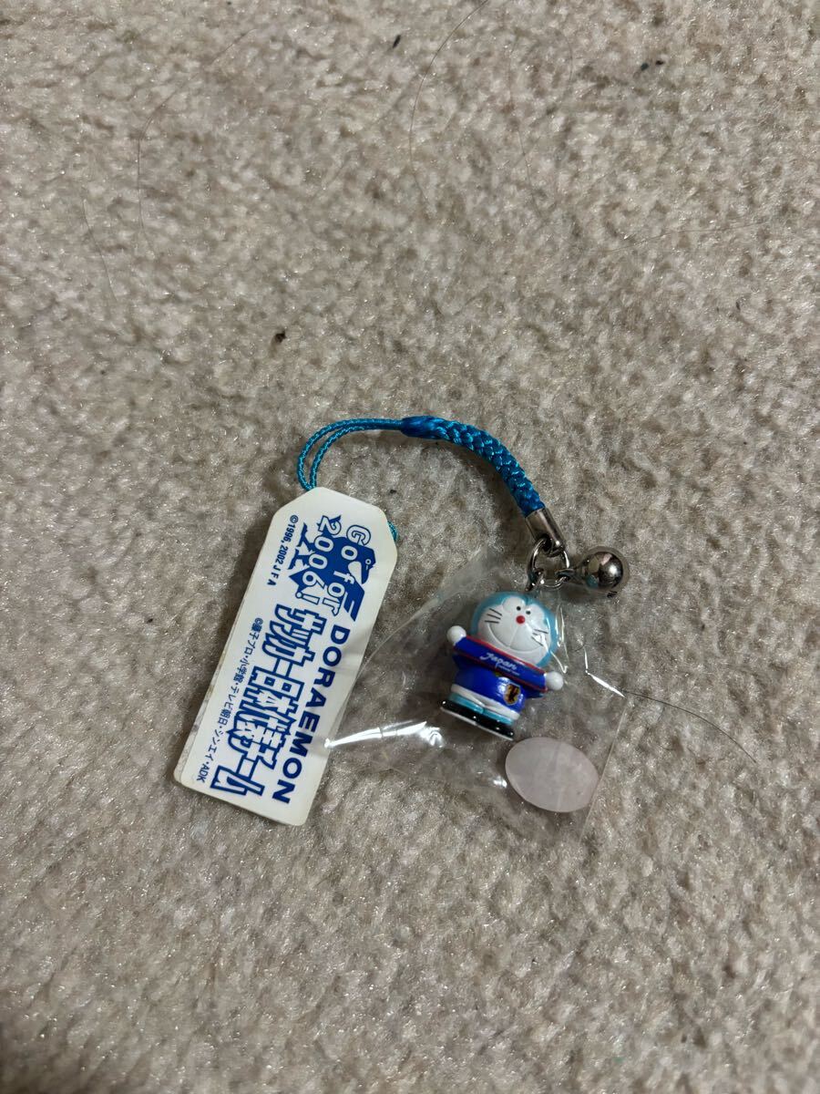 どこでもドラえもん サッカー 日本代表ドラ 2006 根付けストラップ 未使用未開封長期保管品 ドラえもんグッズ ご当地限定拍卖
