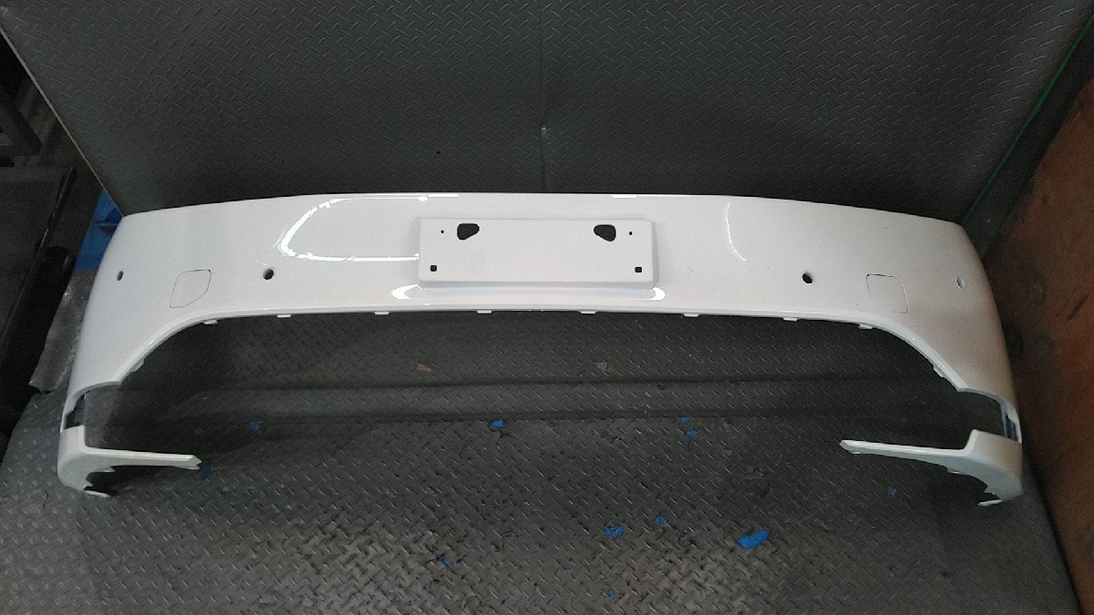 ZVW60 プリウス 純正 フロントバンパーフェース 52119-47B70 ホワイトパール ☆個人宅発送不可☆拍卖