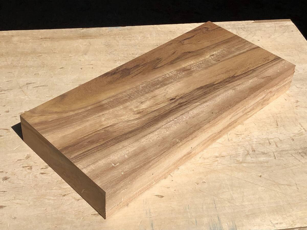 送料無料!ベリ【Y140B】446×206×56mm スポルテッド 希少材 木工 クラフト 自然素材 DIY 乾燥材 木材 天然木 無垢材《銘木すずめや》拍卖