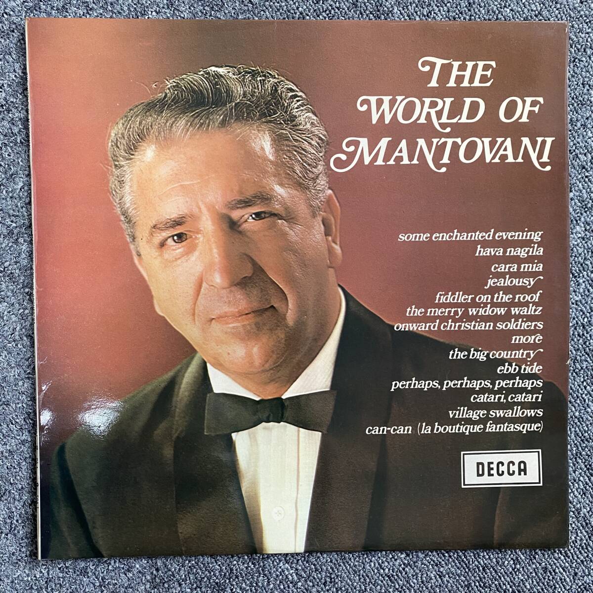 Mantovani And His Orchestra The World Of Mantovani/ZAL8456/LP, Compilation, Stereo, Black-on-Blue/White Labels/W030652拍卖