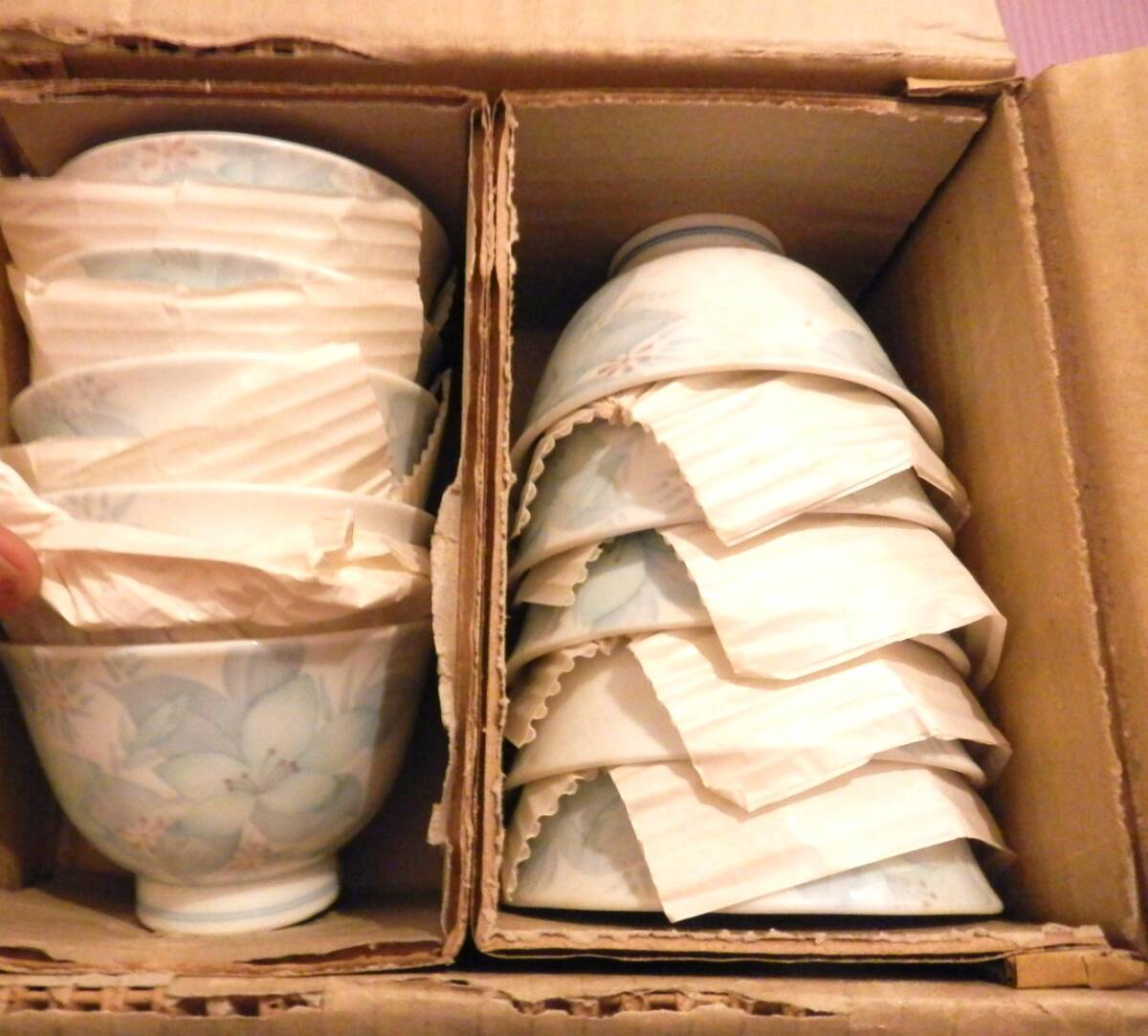 【未使用保管品】有田老舗 東峰窯 高級白磁 青花 湯飲み/湯呑10客セット *s701拍卖