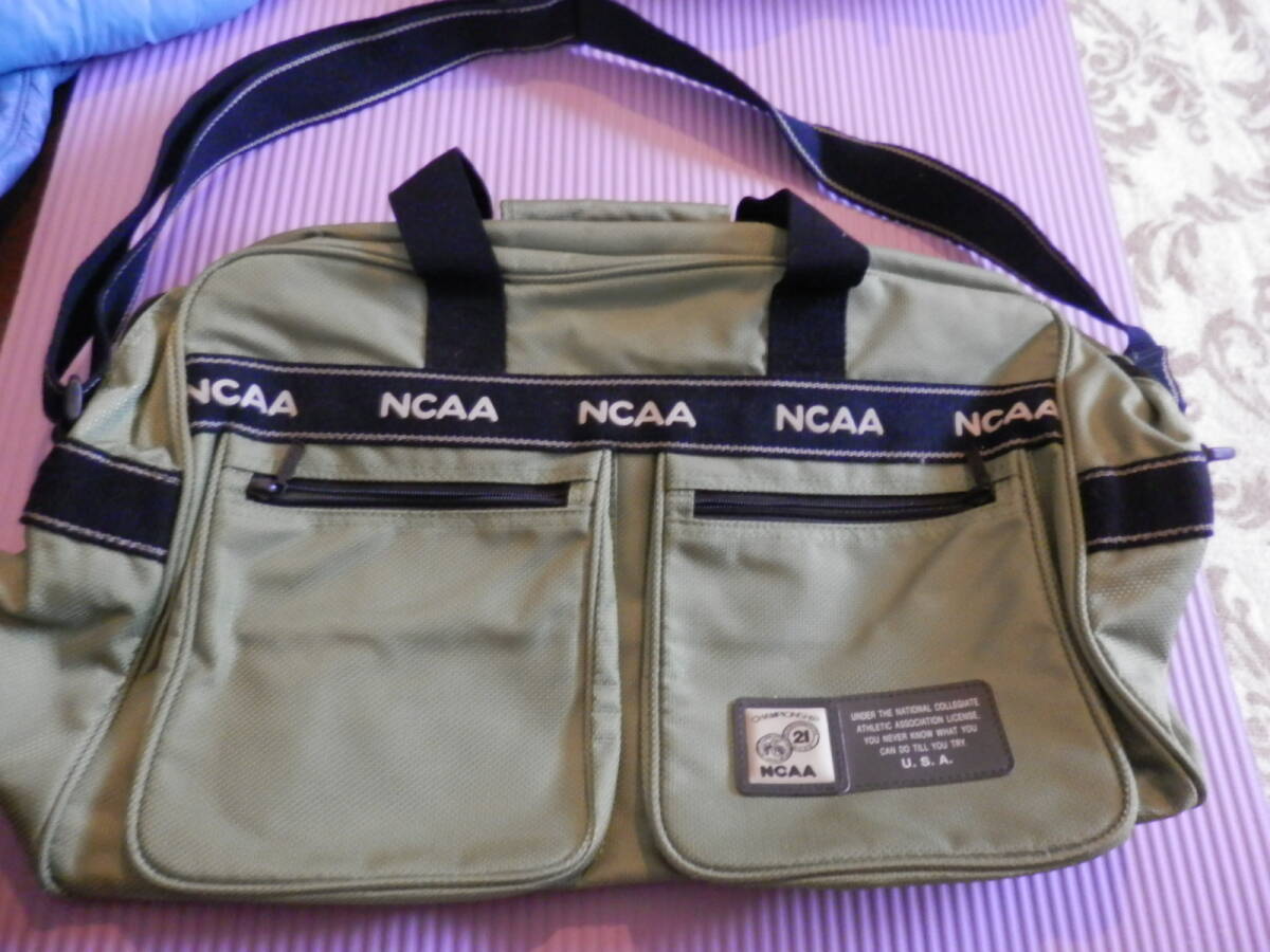 80-90S昭和平成レトロ NCAA スポーツバッグ ボストンバッグ *S701拍卖