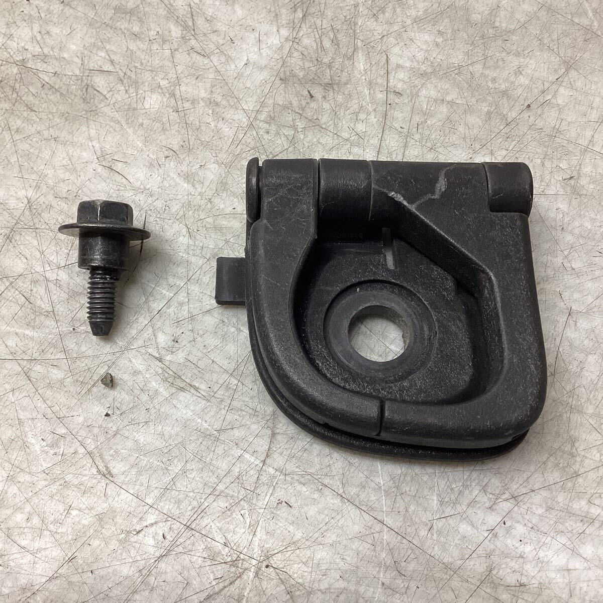 D67-37 ヤマハ アクシスZ SED7J コンビニ フック 純正部品拍卖