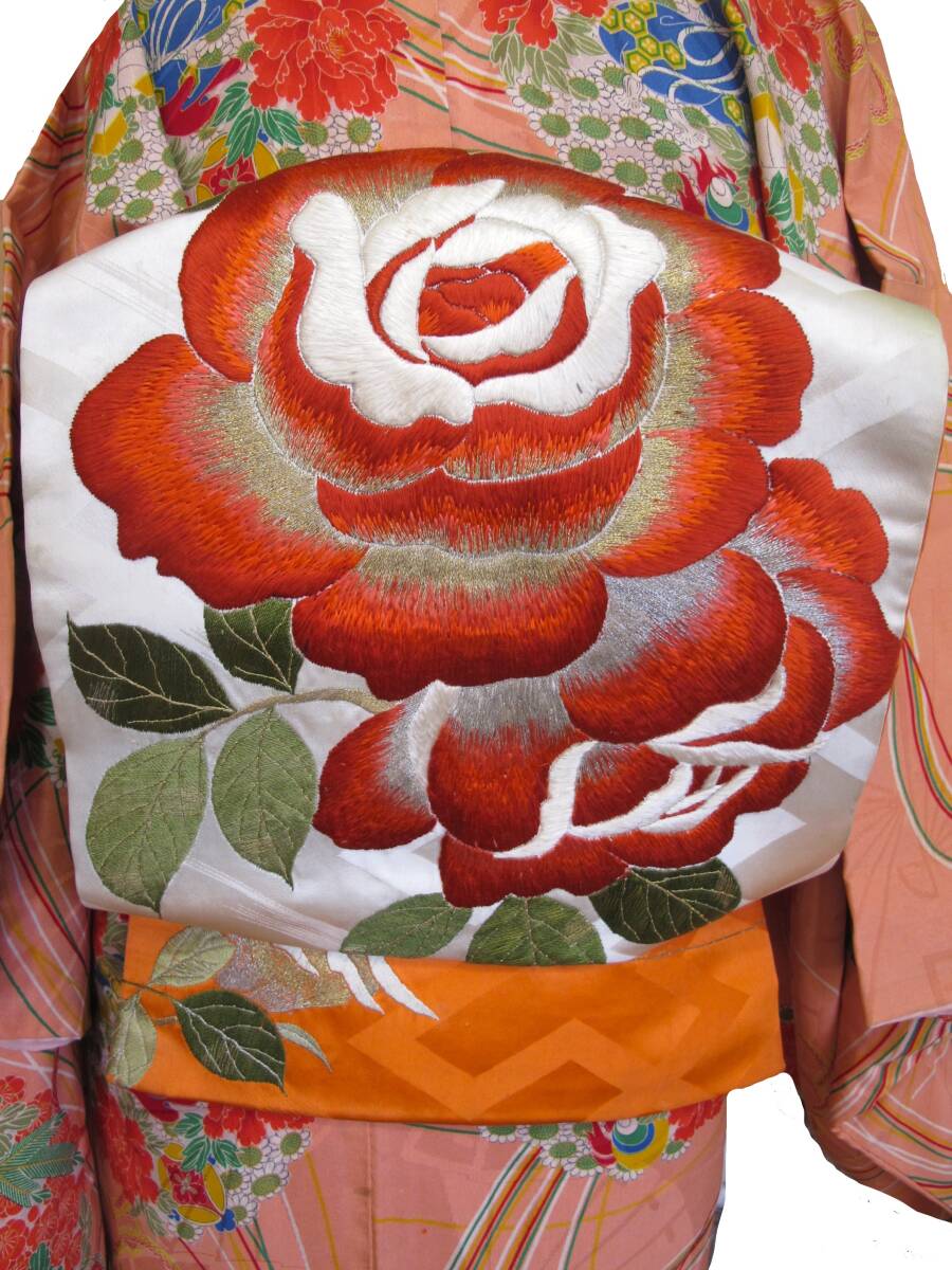 大輪の赤薔薇 ぼかし 総刺繍 アンティーク名古屋帯拍卖