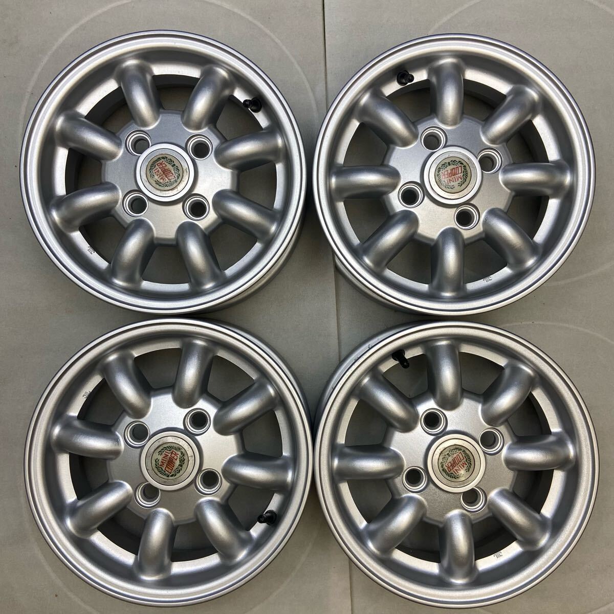 【0105】★中古美品★リペア済★12インチ 4.5B MINI COOPER ミニクーパー 12×4.5B ET35 PCD101.65 4穴 ハブ径55 アルミホイール4本拍卖