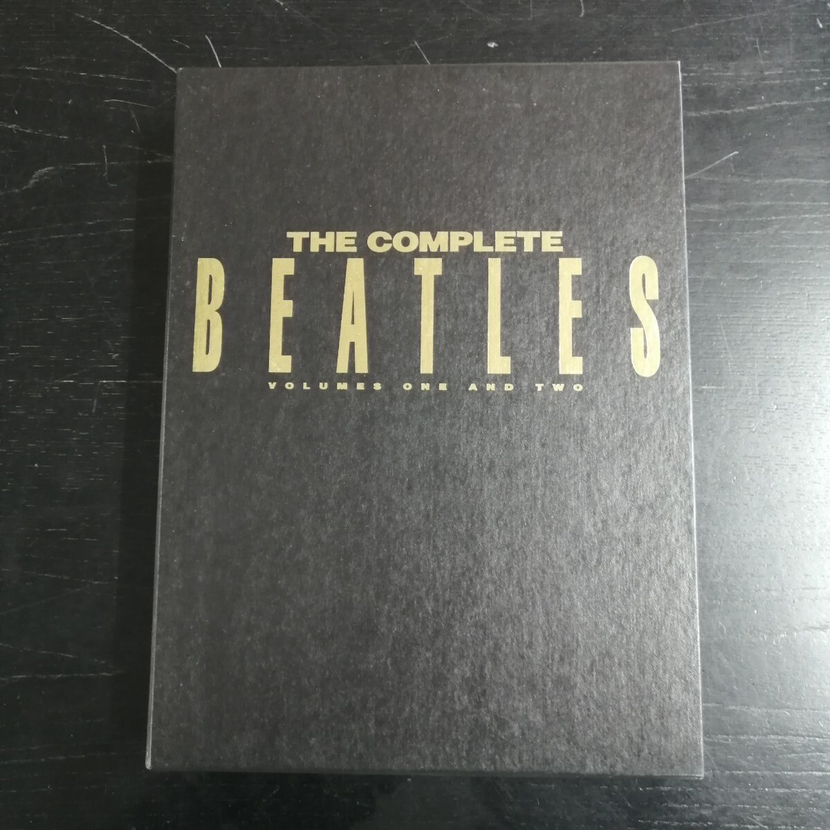THE COMPLETE BEATLES VOLUMES ONE AND TWO/ビートルズ拍卖