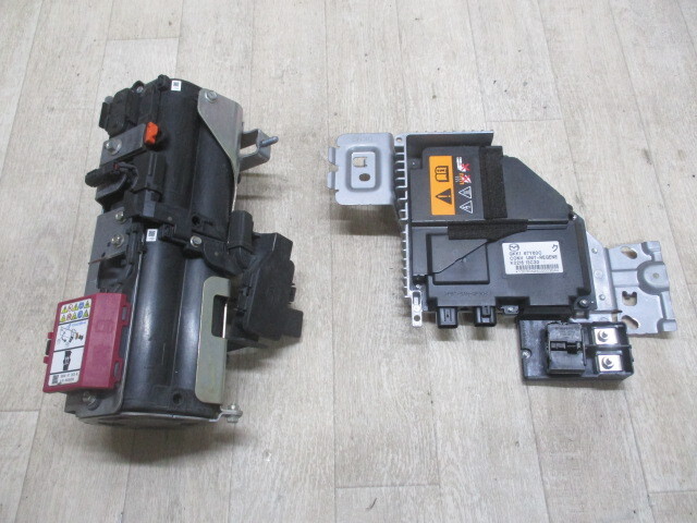 J7/ GJ2FP アテンザ 純正キャパシター DCDCコンバータセット GKH8-67-ZC0-B/GKK1-67Y60C拍卖