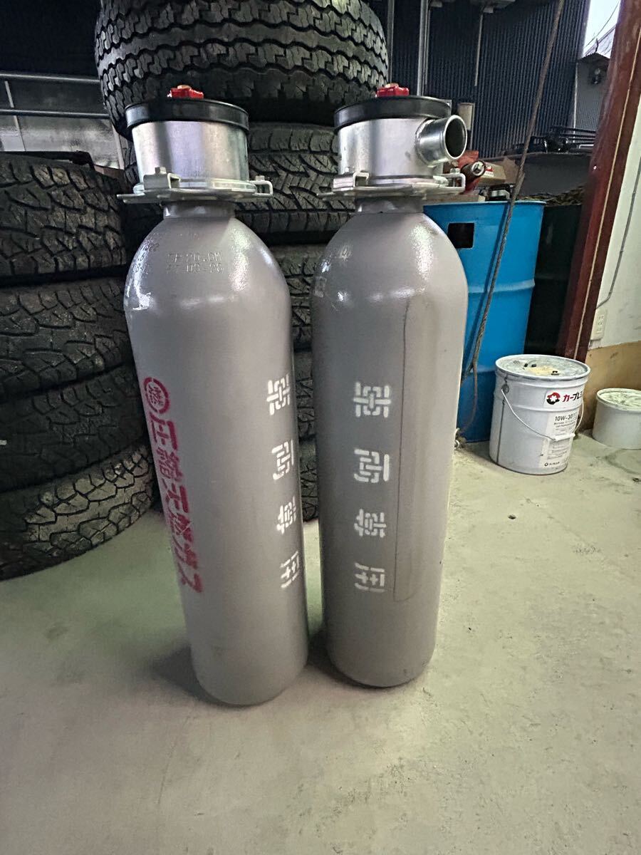 引き取り希望 ガスガソリン併用車ガスボンベ拍卖