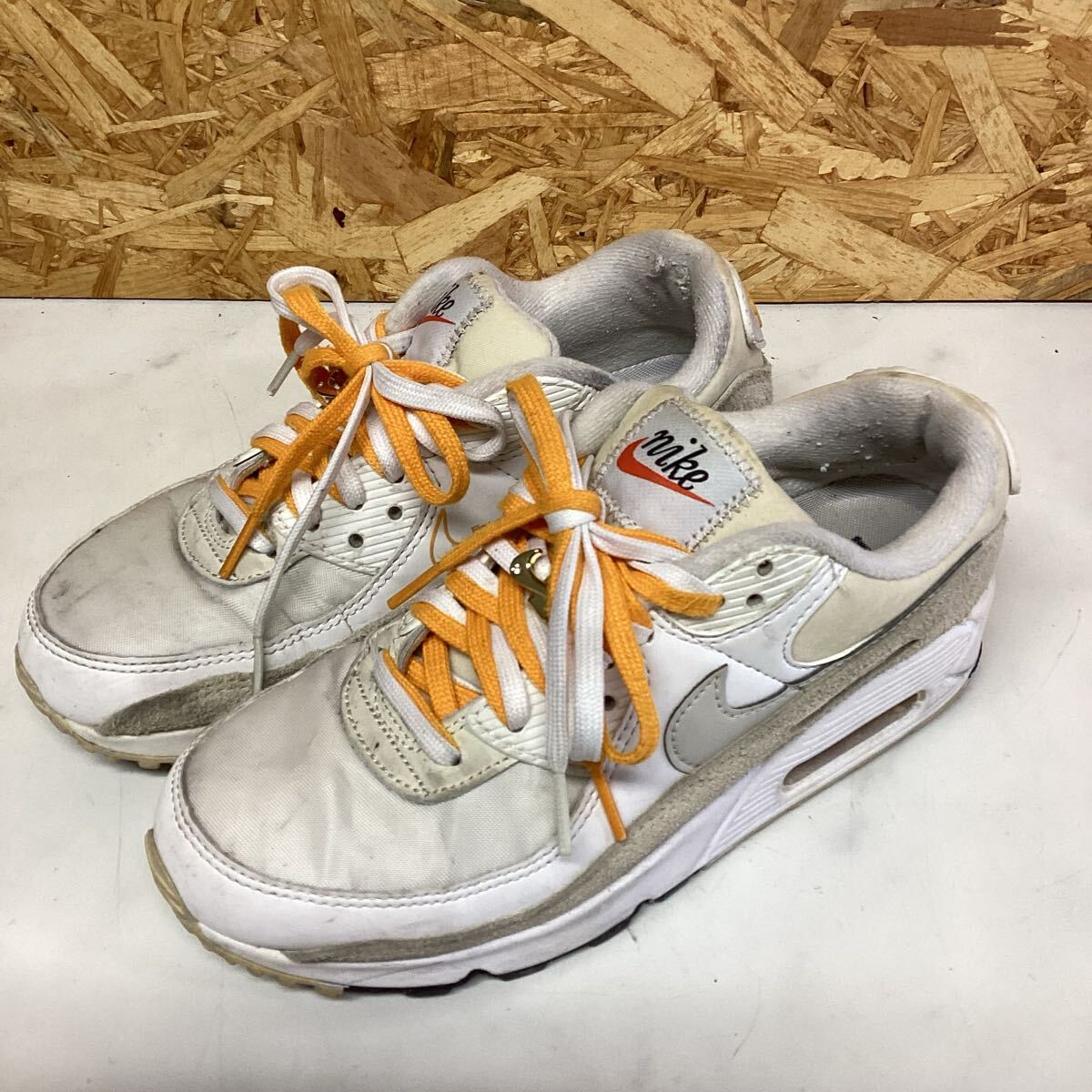 NIKE Air MAX90 レディース スニーカー 23.5センチ オシャレ 可愛い (つ45)拍卖