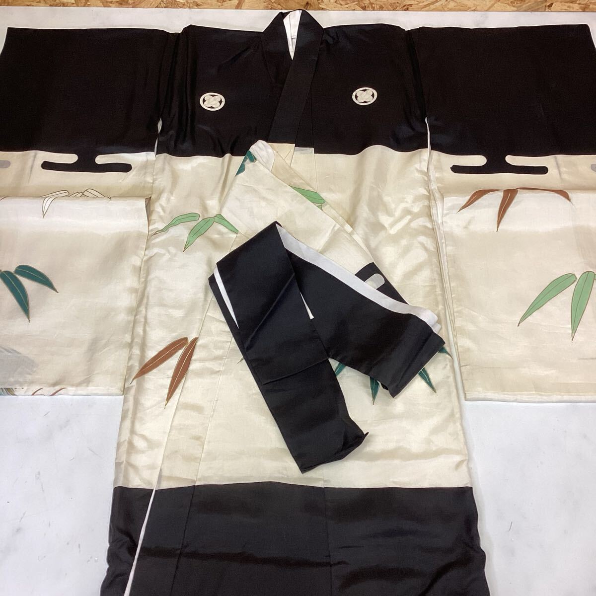 和装 男児用 着物 白 黒 鷲 松 竹 フォーマル 美しい柄 ち-72拍卖