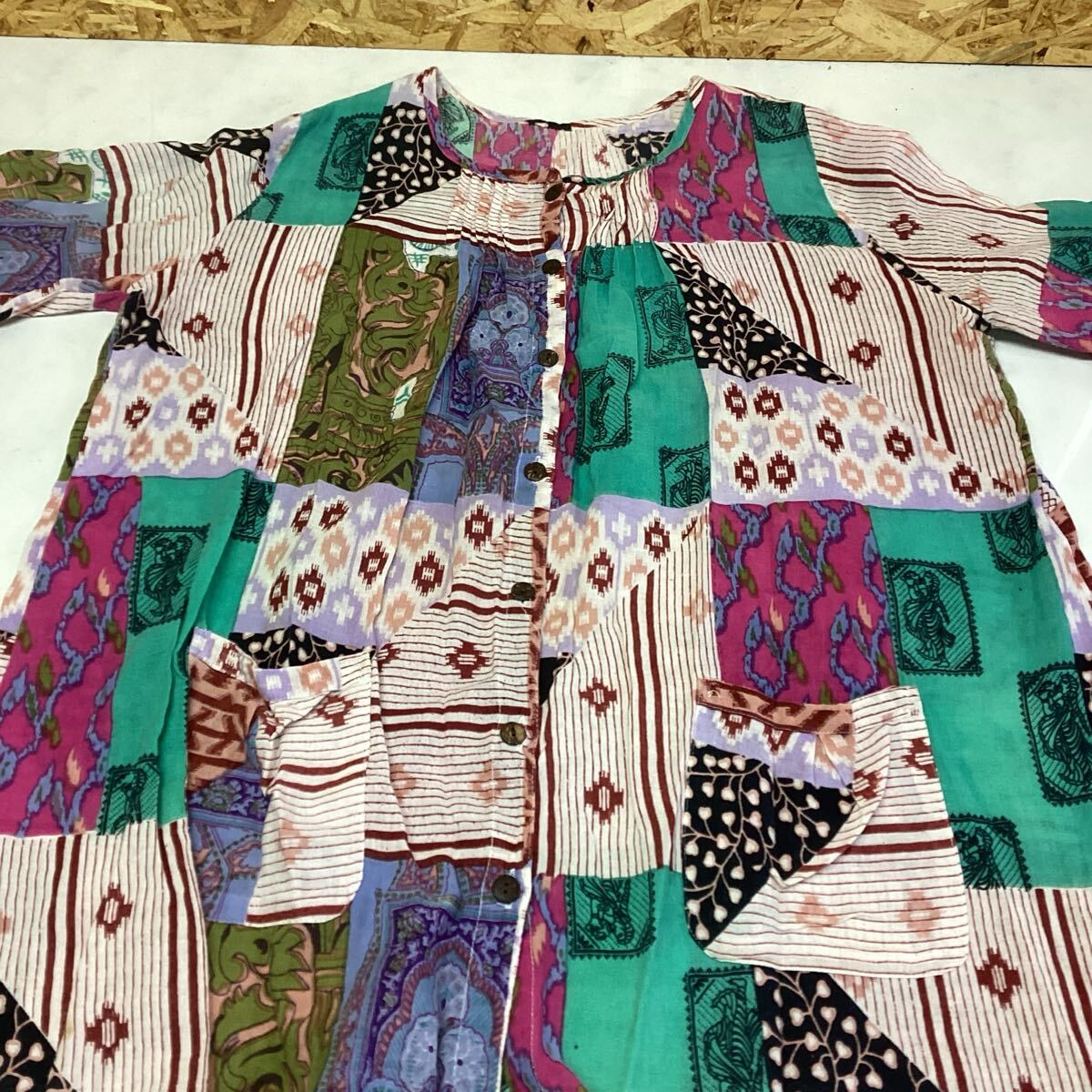 マルチカラー パッチワーク レディース 薄手 七分 シャツ 派手 M〜L(つ86拍卖