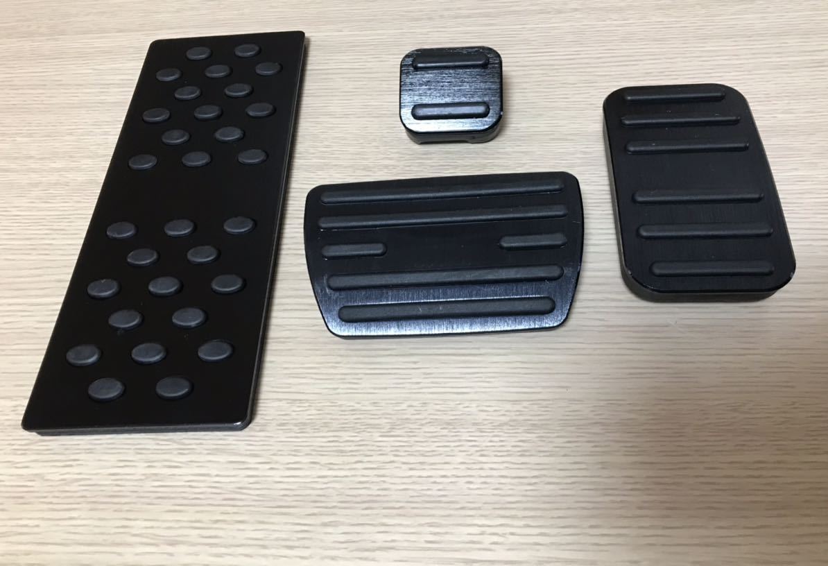 ホンダ車用 フットペダルカバー CR-V ジェイド アコード シビック オデッセイ ステップワゴン用 4点セット拍卖