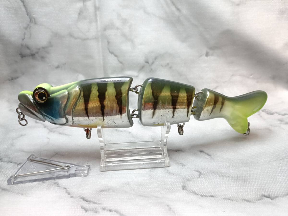 ボンバダアグア トビキチ ライムギル拍卖