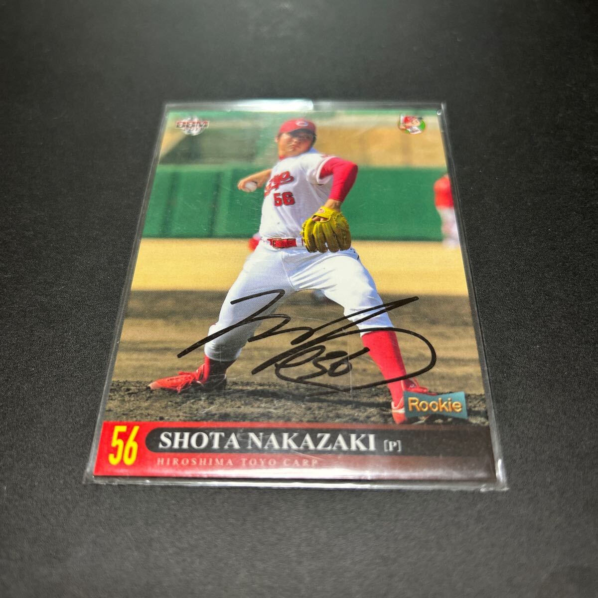 BBM EPOCH 2011 広島東洋カープ 中﨑翔太 直筆サインカード ルーキーカード 中崎翔太 拍卖