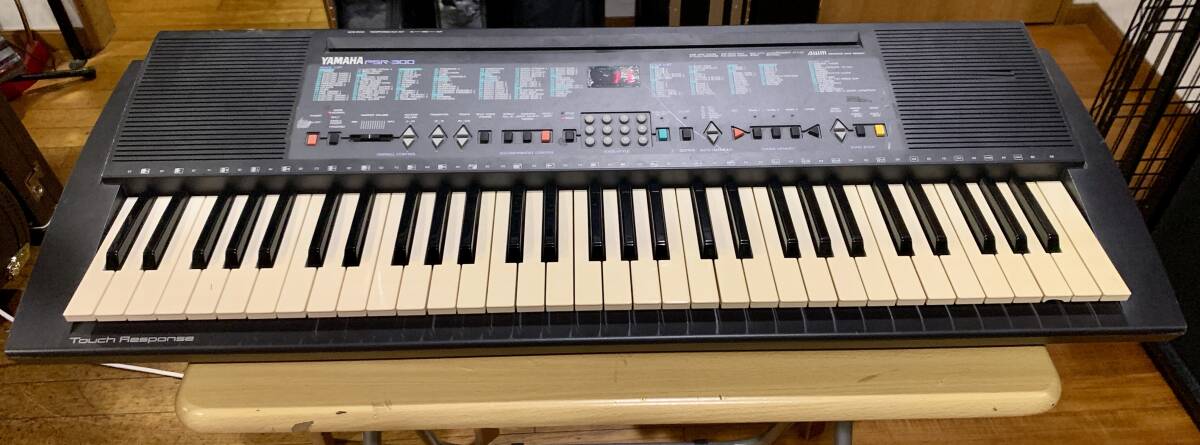 【中古】 YAMAHA(ヤマハ )/ PSR-300(61鍵 キーボード)拍卖