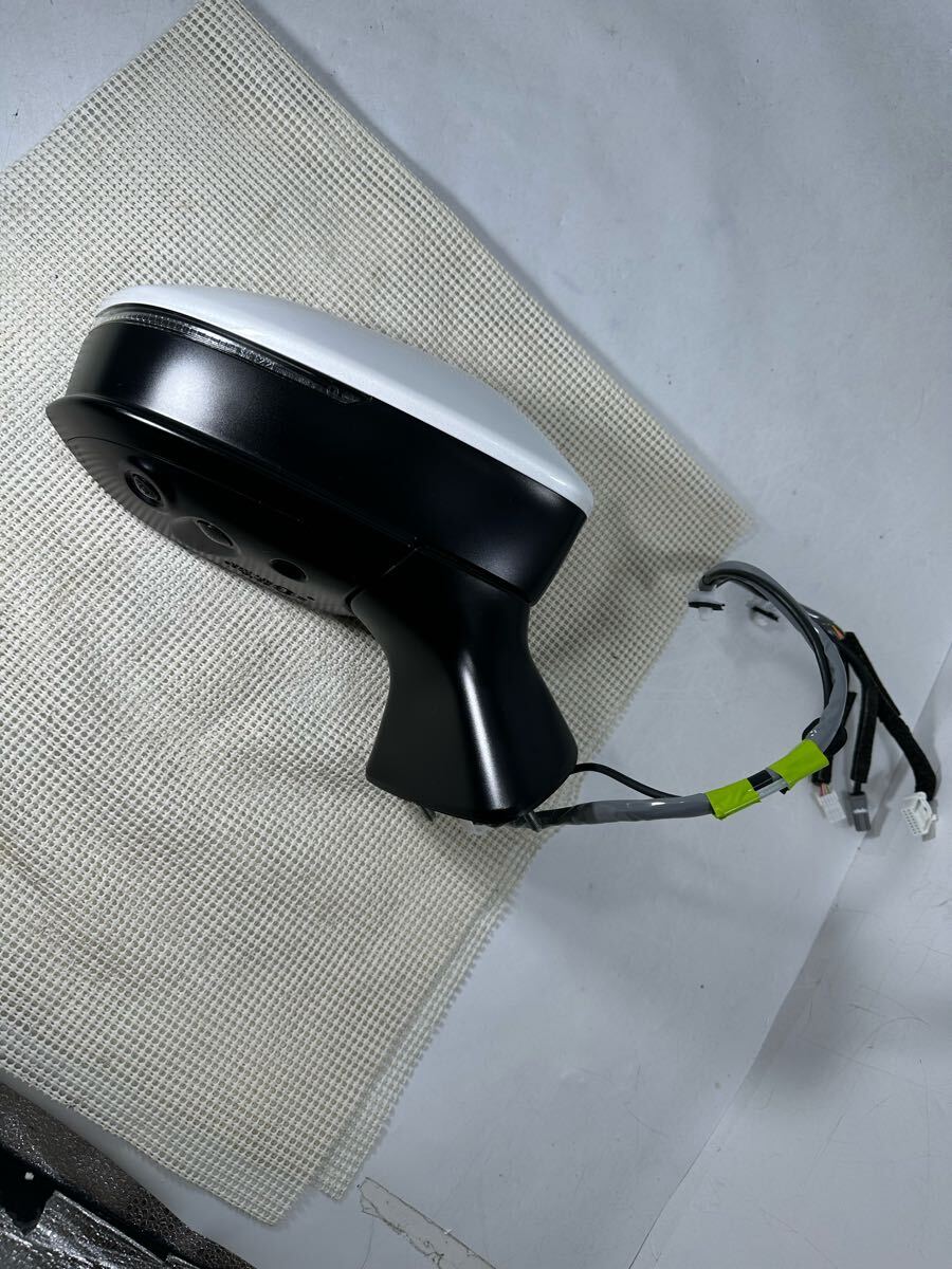 M50-2-2 クラウンクロスオーバー 左 TZSH35 AZSH35 等 14本4本 0410088ドアミラー 87910-30K00拍卖
