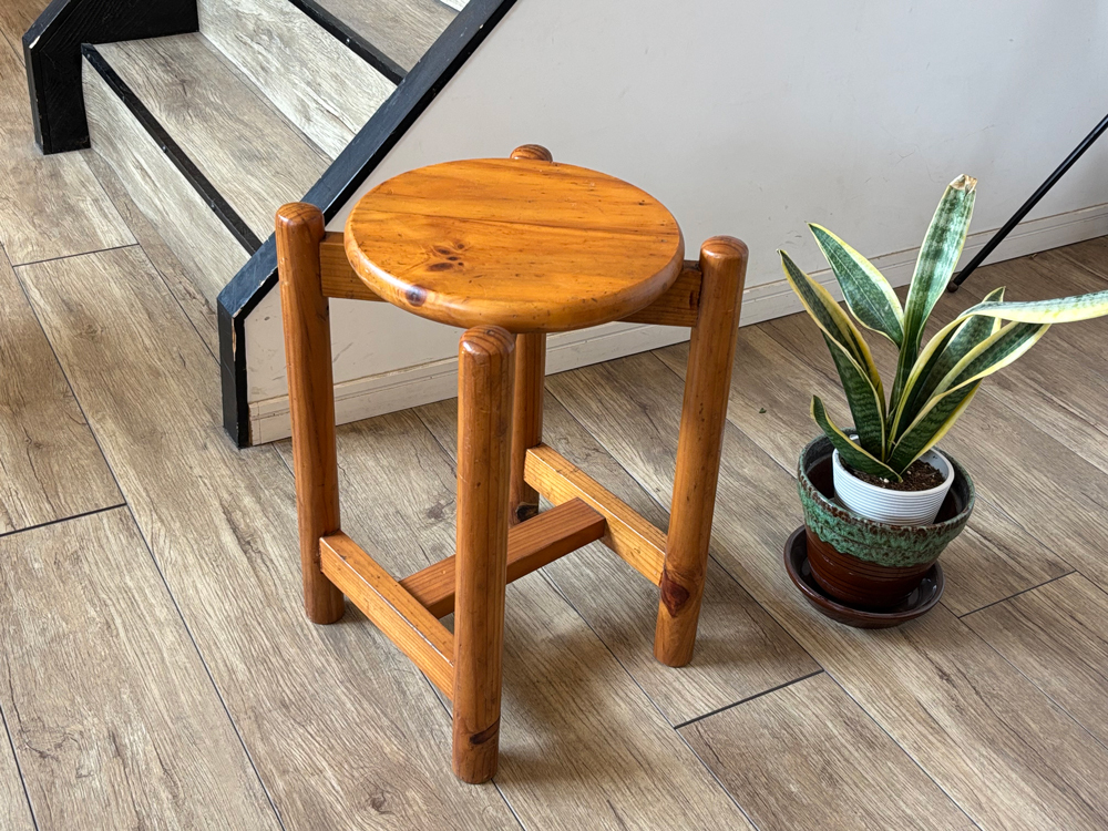 SALEフランス ヴィンテージ パインスツール/ハンドメイド/クラフト/アトリエ/プリミティブ/無垢/素朴/ アンティーク/シャルロットぺリアン拍卖