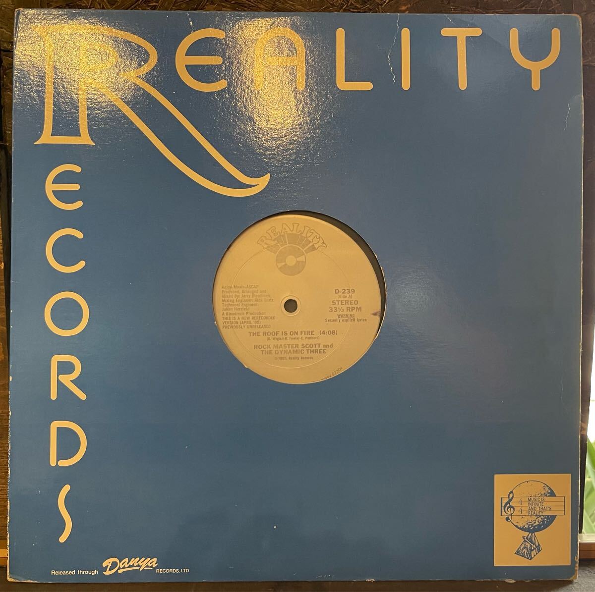 【US盤/Electro, Hip Hop/12inch】Rock Master Scott And The Dynamic Three The Roof Is On Fire / 試聴検品済拍卖