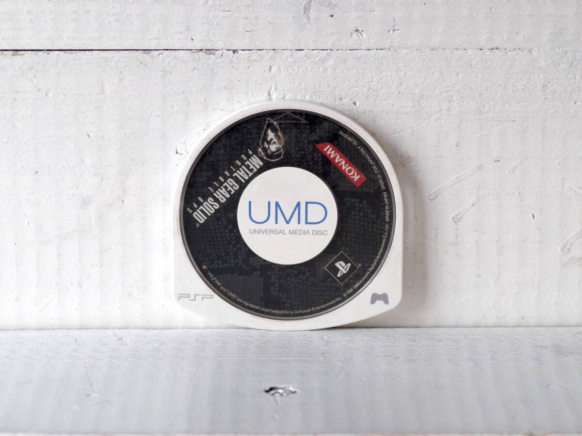 M12096【PSP】メタルギアソリッド Metal Gear Solid PORTABLE OSP 起動確認OK! ディスク小傷ありゆうメール150g拍卖