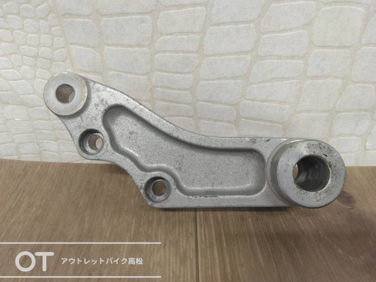 カワサキ ゼファー400 リアブレーキキャリパーサポート 179 999 P10032506拍卖