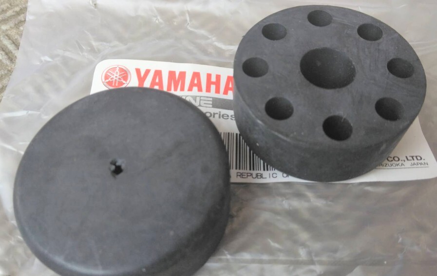 ■送料込み■TW125 TW200 TW225 タンクゴム YAMAHA純正部品 ガソリンタンク クッションゴム拍卖