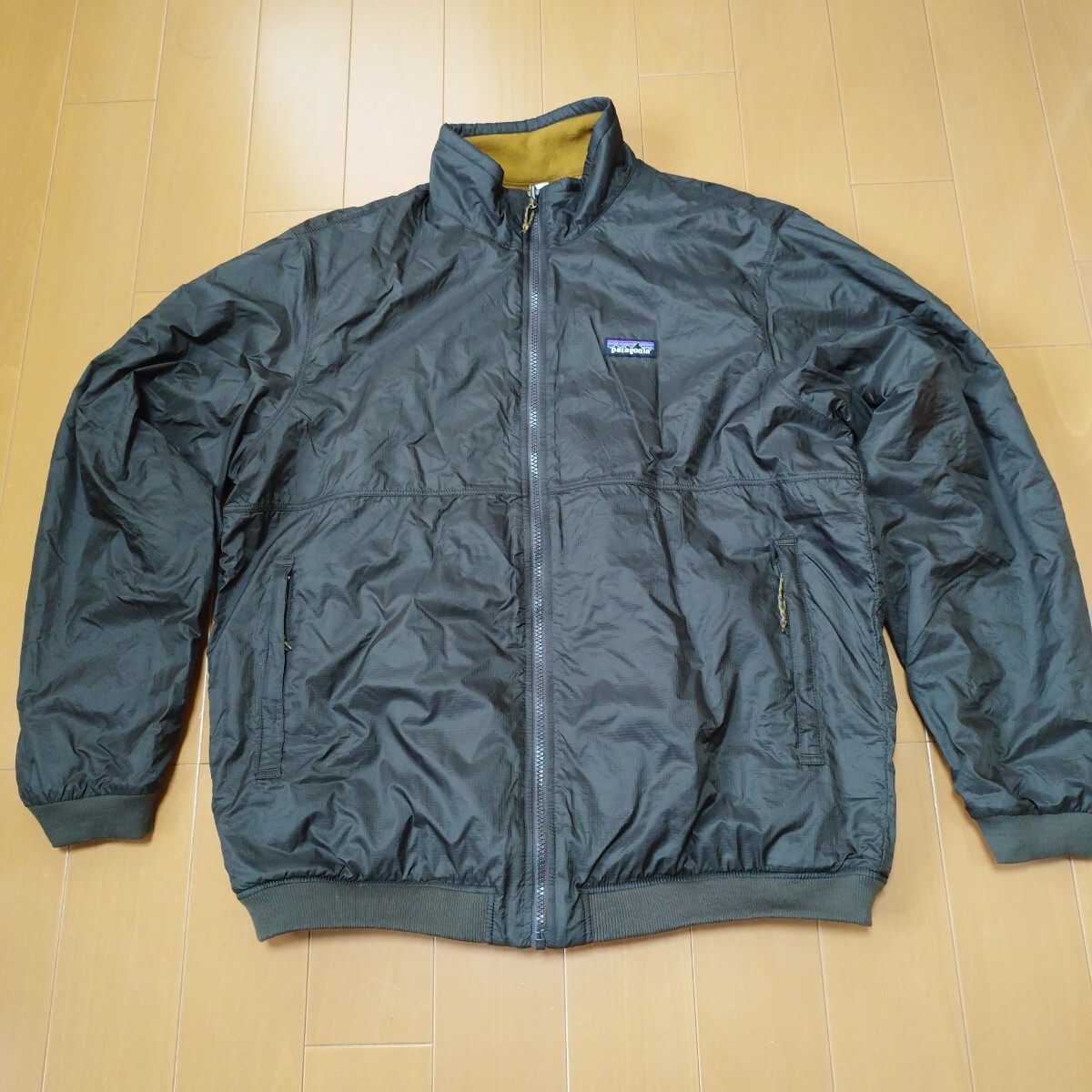 パタゴニア メンズ リバーシブル シェルド マイクロディニ ジャケット Lサイズ 防寒着 フリース拍卖