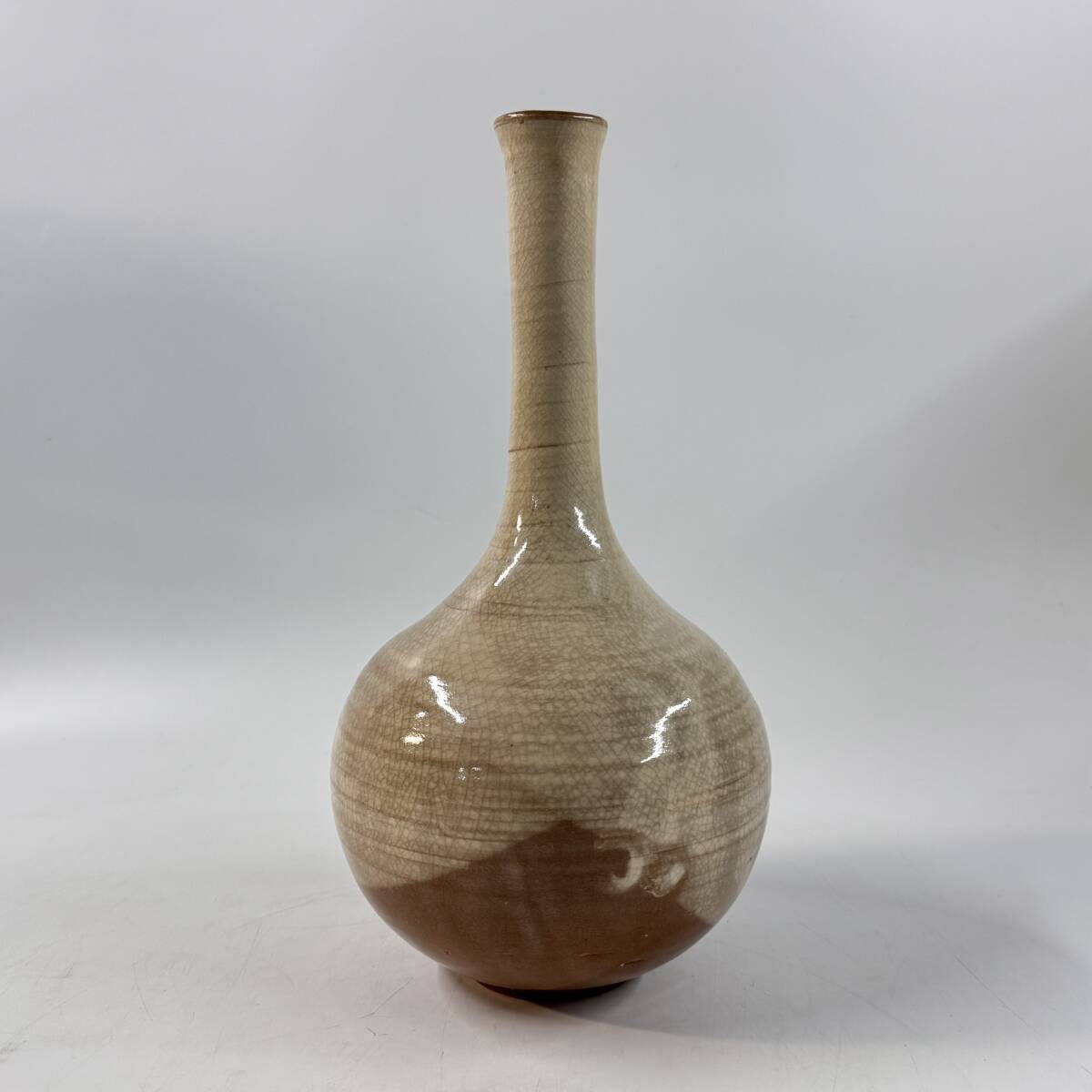 【62309Q】無銘 一輪挿し 貫入 産地 窯元 作者不明 花器 花瓶 花入 花生 華道具 茶道具 経年保管品 現状品拍卖