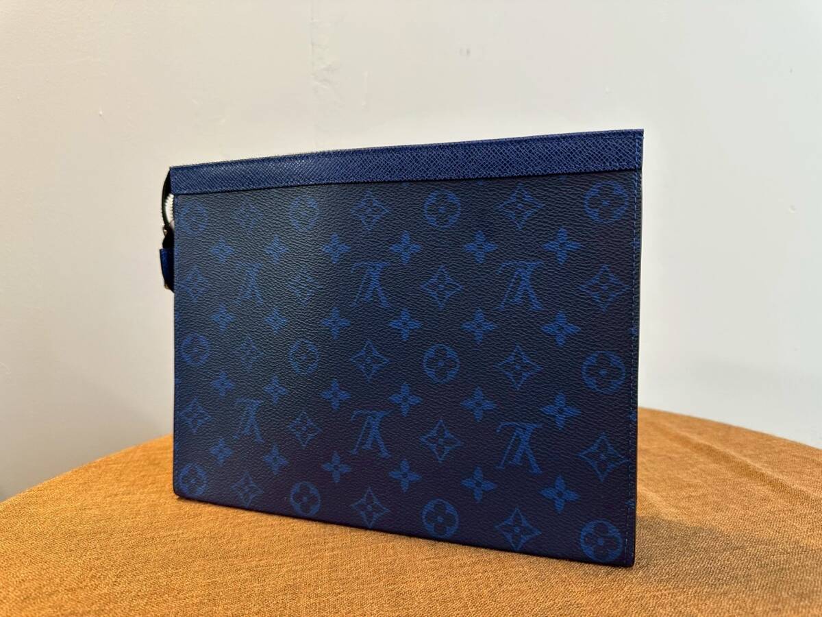 美品 正規品 LOUIS VUITTON  ルイヴィトン  タイガラマ  ポシェットヴォワヤージュMM  M30423 トラベルポーチ 売り切り!拍卖