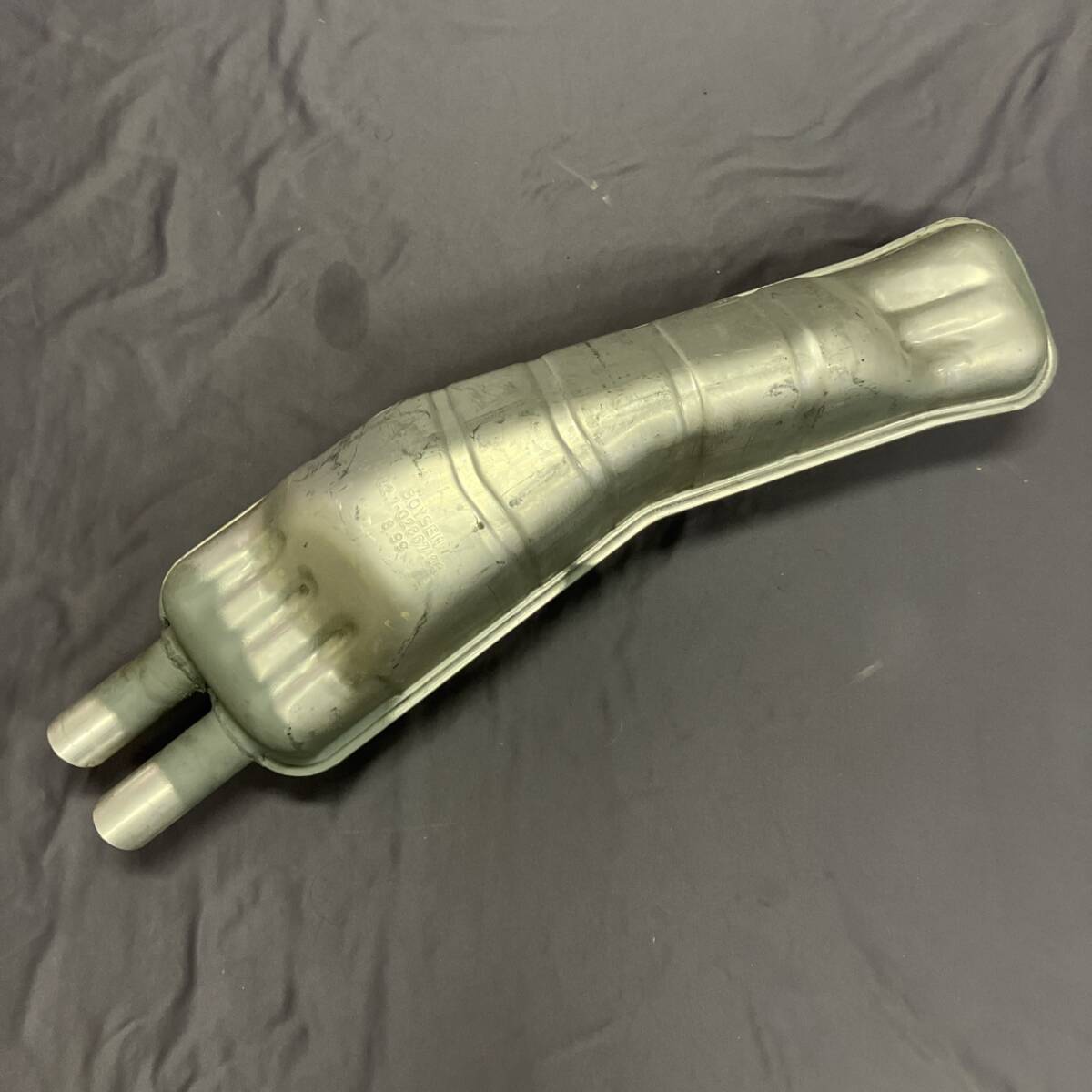 ビーエム S-425 ◎ 保管品 BMW リア マフラー 18 30 1 706 992 サイレンサー 5シリーズ E34 修理 交換 部品 カー用品 メンテナンス 整備拍卖