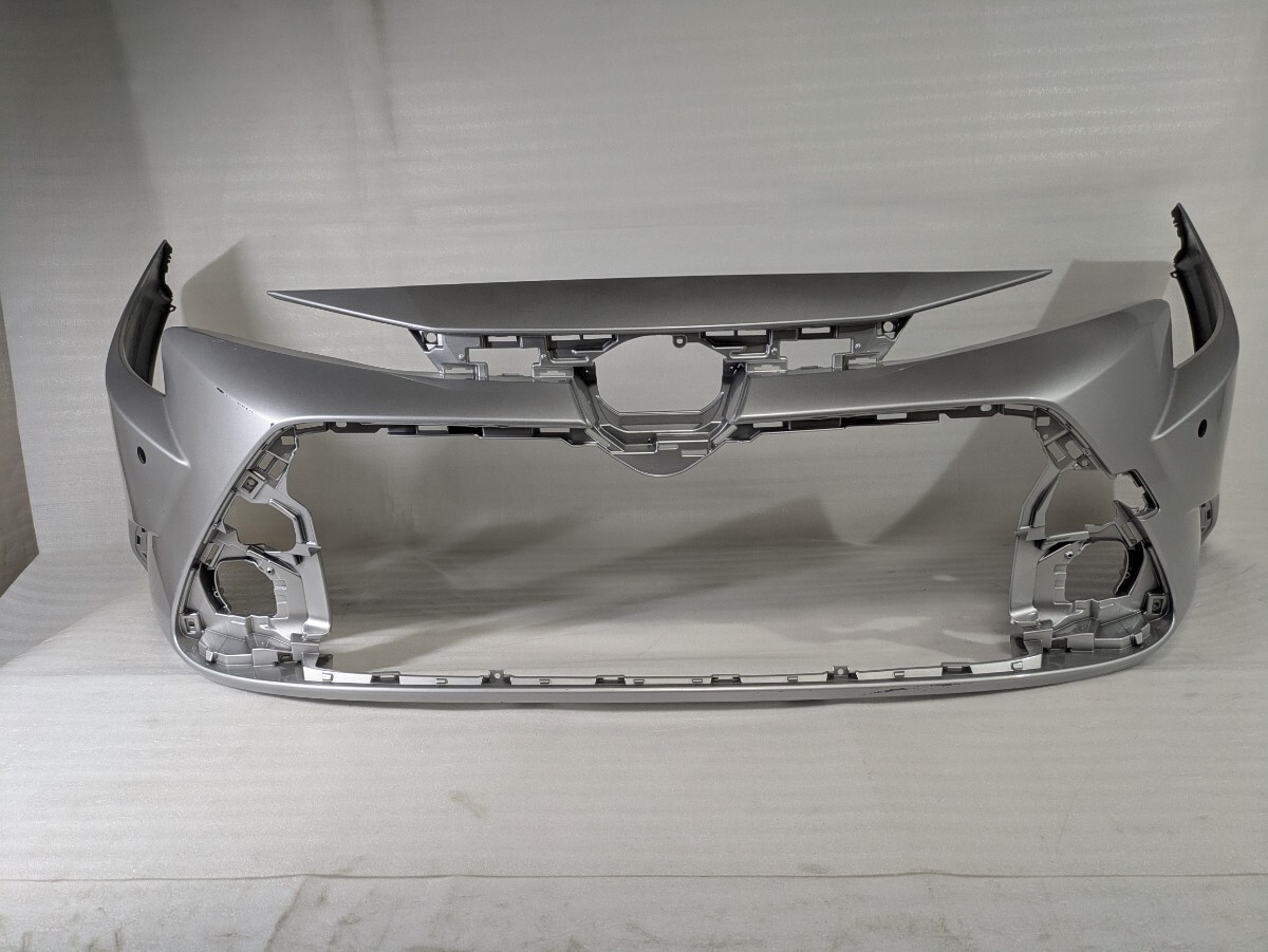 トヨタ純正 NRE210/ZRE212/ZWE211/ZWE214 カローラツーリング フロントバンパー 52119-12G70シルバー 棚番G-946拍卖