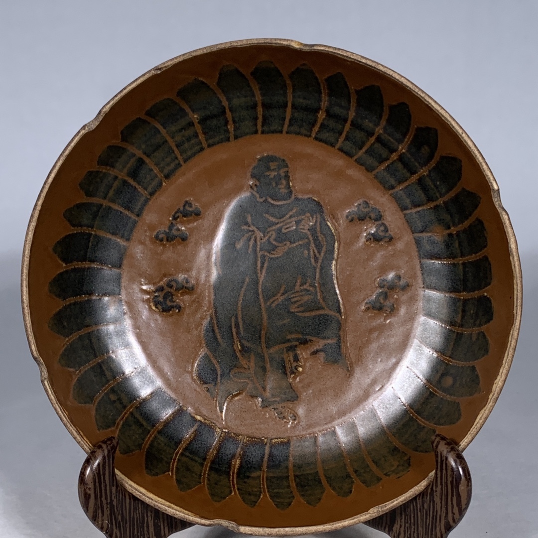 唐物 宋 定窯 醤釉 達摩図 葵口皿 陶芸 古陶磁器 中国美術品 時代物 D63拍卖