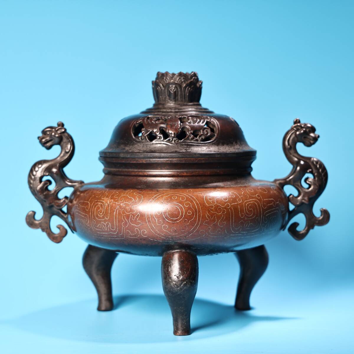 唐物 清代 紫銅 純手彫り 高レリーフクリプト銀糸 燻香炉 中国美術品 時代物 D63拍卖